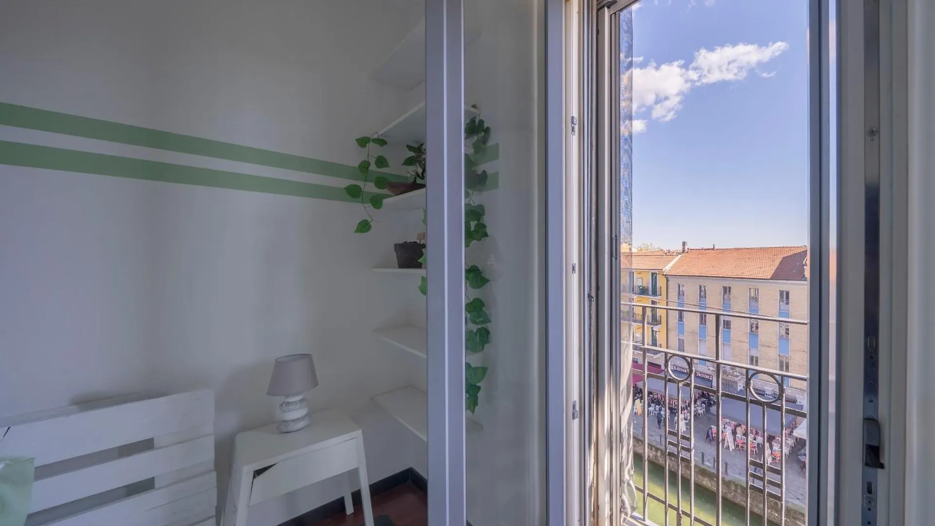 View Of The Navigli - Home In The Heart Of Milan - Wifi