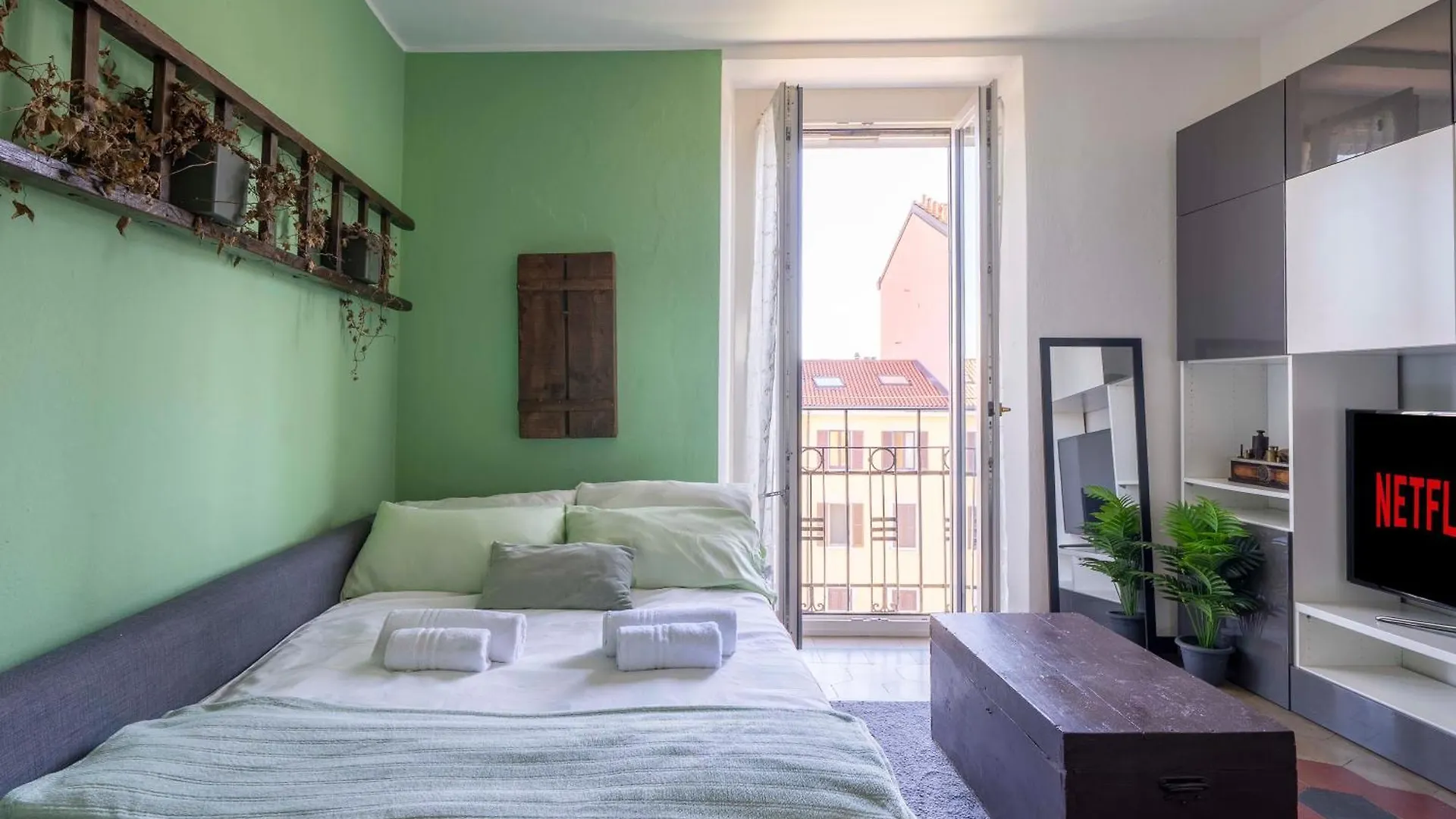 View Of The Navigli - Home In The Heart Of Milan - Wifi 0*,  Italy