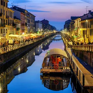 Comfortable Studio Flat By The Navigli Milan